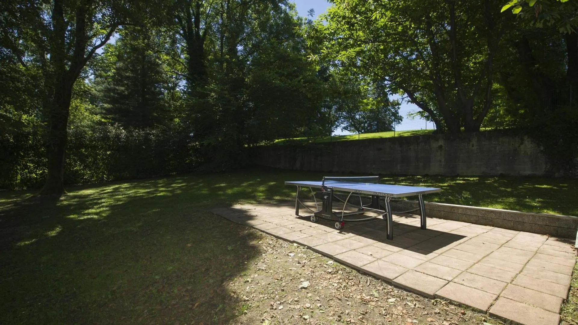 Rododendro Rosso - Happy Rentals Ispra 0*,  Italy