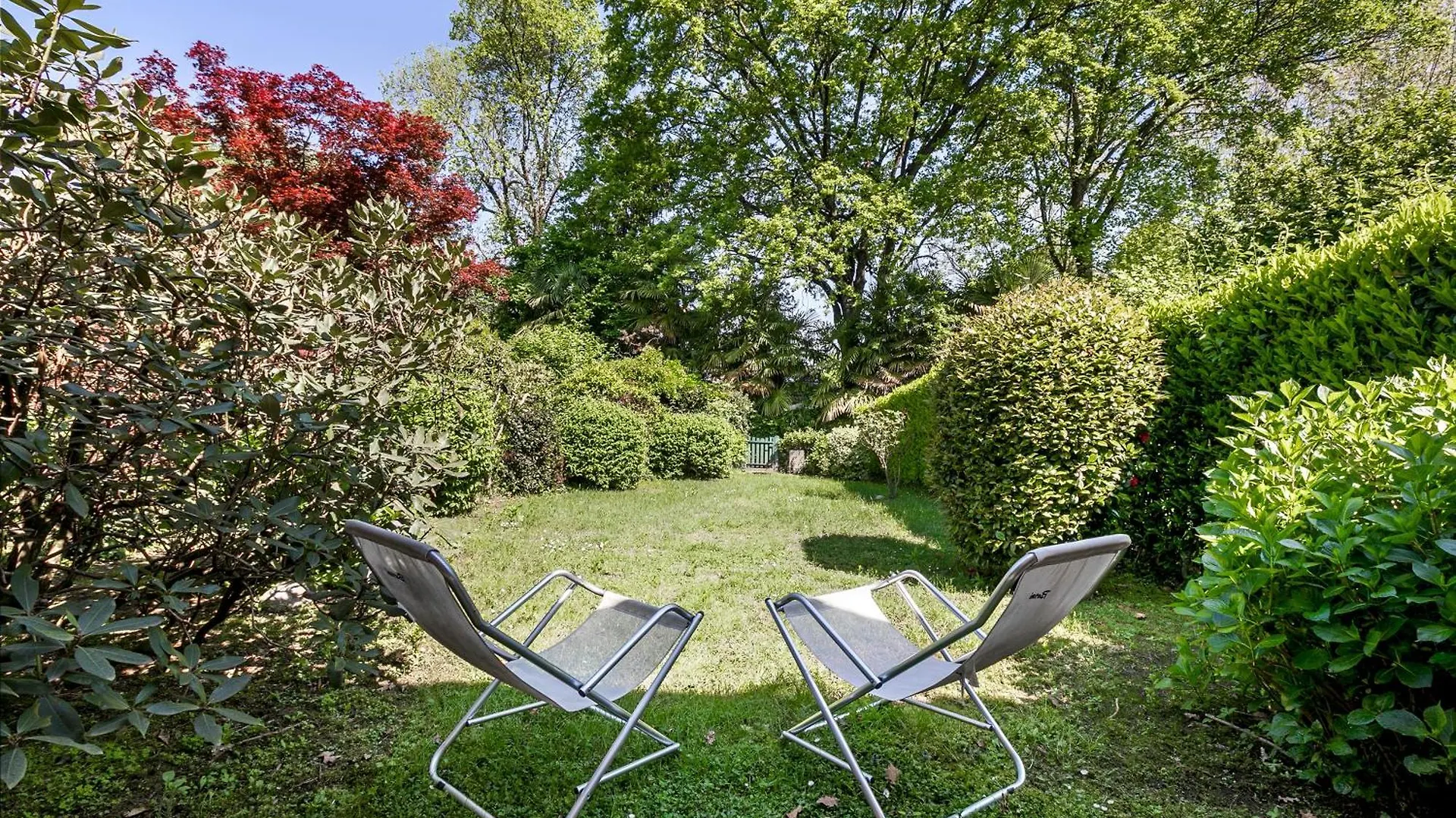 Rododendro Rosso - Happy Rentals Ispra 0*,  Italy
